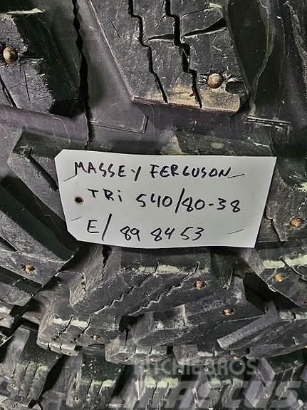 Massey Ferguson Hjul par: Nokian hakkapelitta tri 540/80 38 Pronar Dekk, hjul og felger