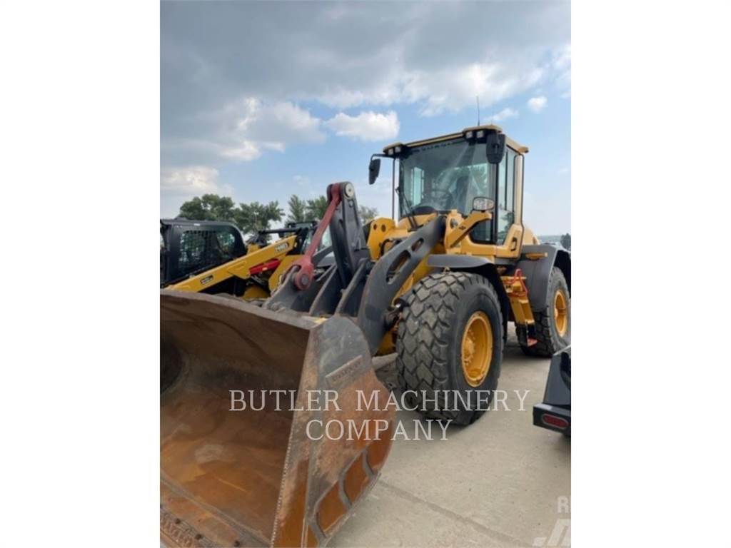 Volvo CONST. EQUIP. NA, INC. L90H Wheel loaders