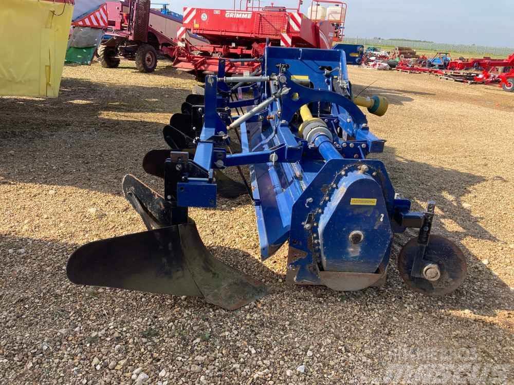  GEORGE MOATE George Moate, Triple Bed Tilla, T540 Potato equipment - Others