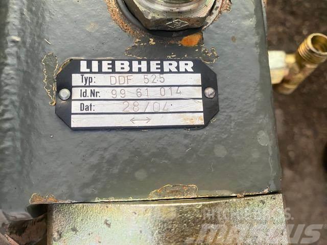 Liebherr R 914 KOLUMNA OBROTU Hydraulics