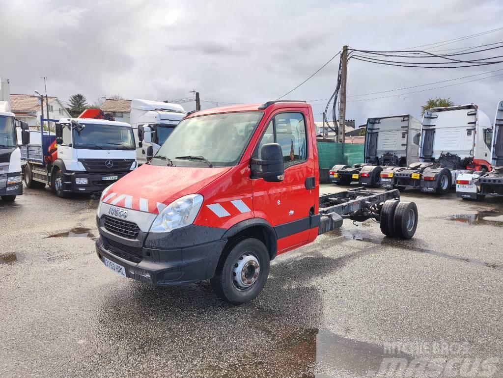 Iveco DAILY 70C17 Chassis Cab trucks