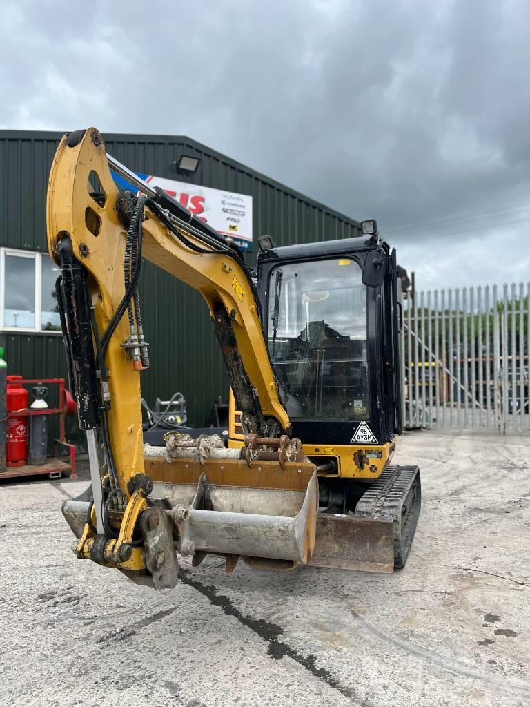 CAT 302.7 D CR Mini excavators < 7t (Mini diggers)