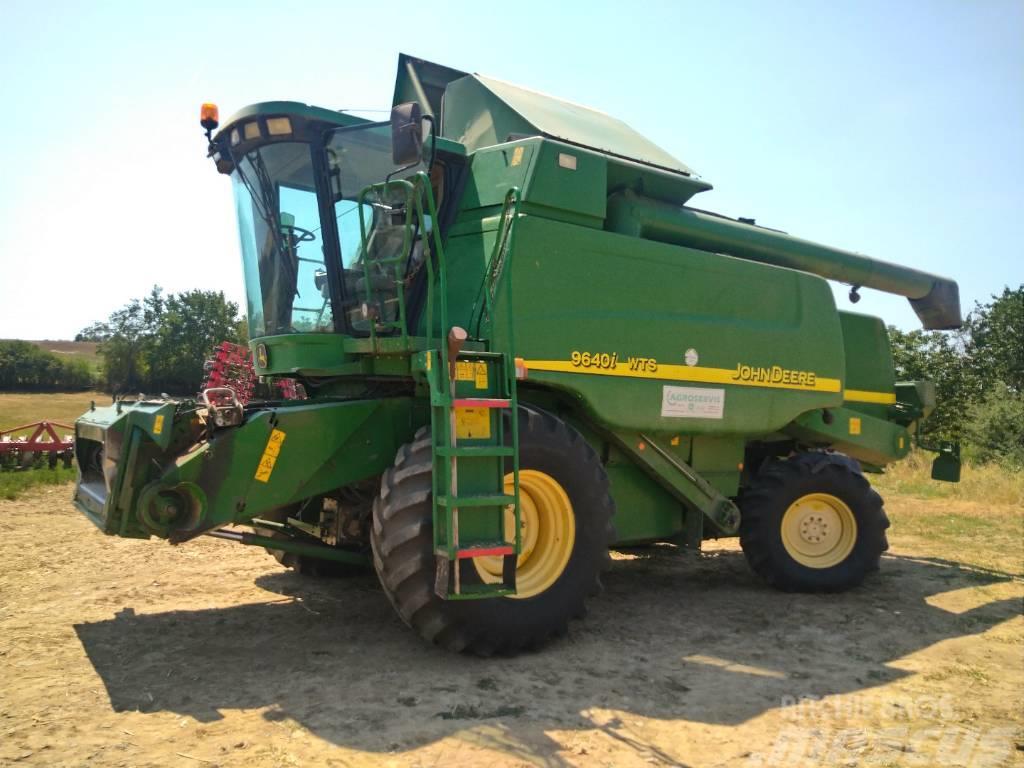 John Deere 9640 i WTS Combine harvesters