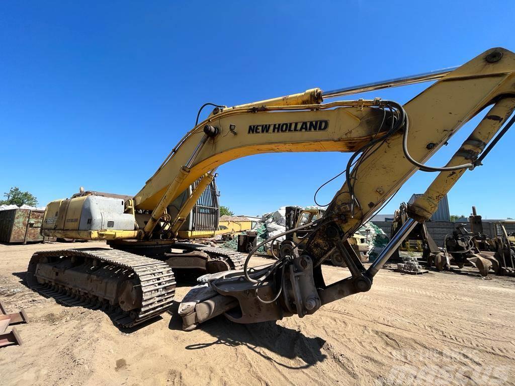 New Holland E 385 C LC Crawler excavators