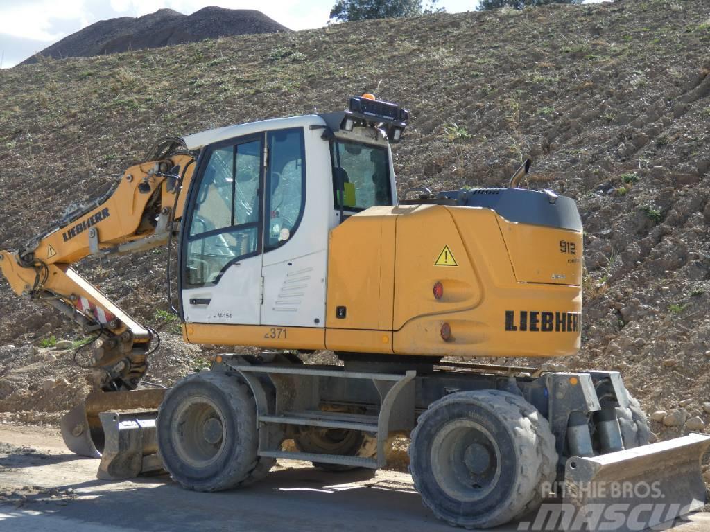 Liebherr A 912 Wheeled excavators