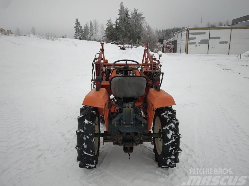 Kubota B 1400 Tractors