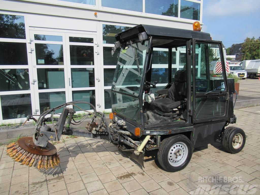 Roberine 1503 - 628 4WD Onkruidborstelmachine Sweepers