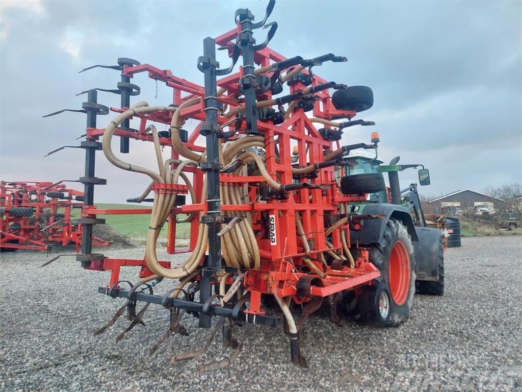 Evers Oldenburger 9m tandnedfælder Sprayer fertilizers