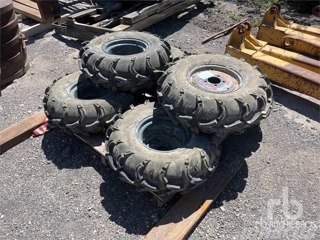  ITP Quantity of (6) 28x10x12 Off Road Tyres, wheels and rims