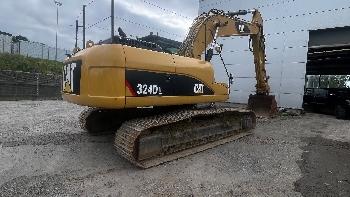 CAT 324 D L
