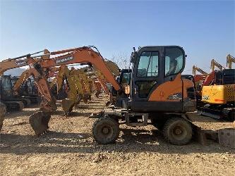 Doosan DX60W