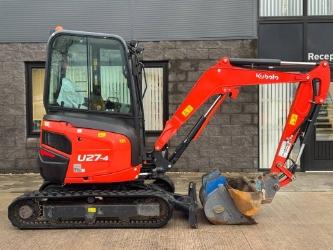 Kubota U 27-4