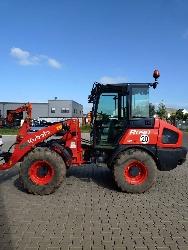 Kubota R 082