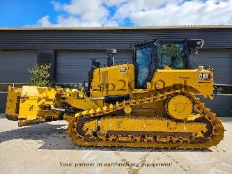 CAT D6