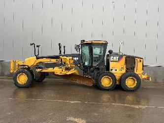 CAT 140 M AWD
