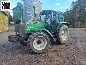 Valtra 8400