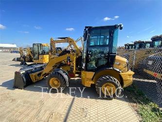 CAT 903D