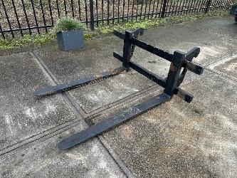 CAT 908 forks