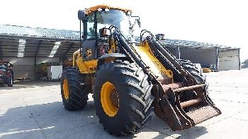 JCB 426