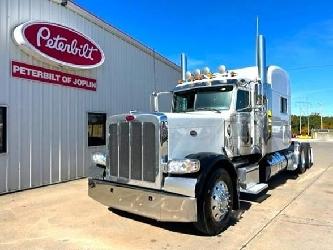 Peterbilt 389