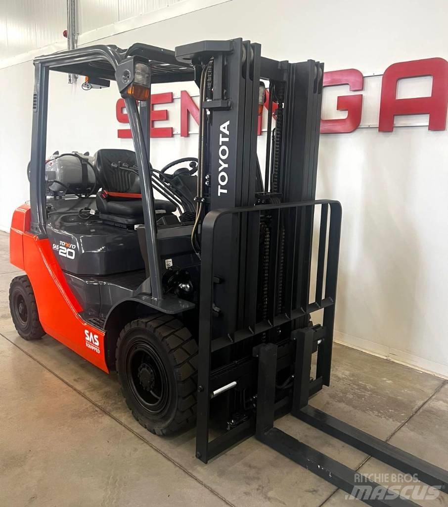 Toyota 10831 8FGF20 Propan trucker