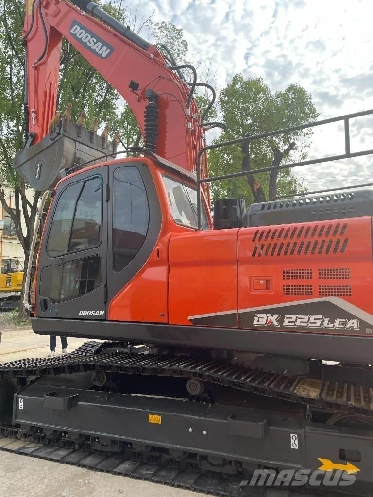 Doosan DX 225 Midigravere 7 - 12t