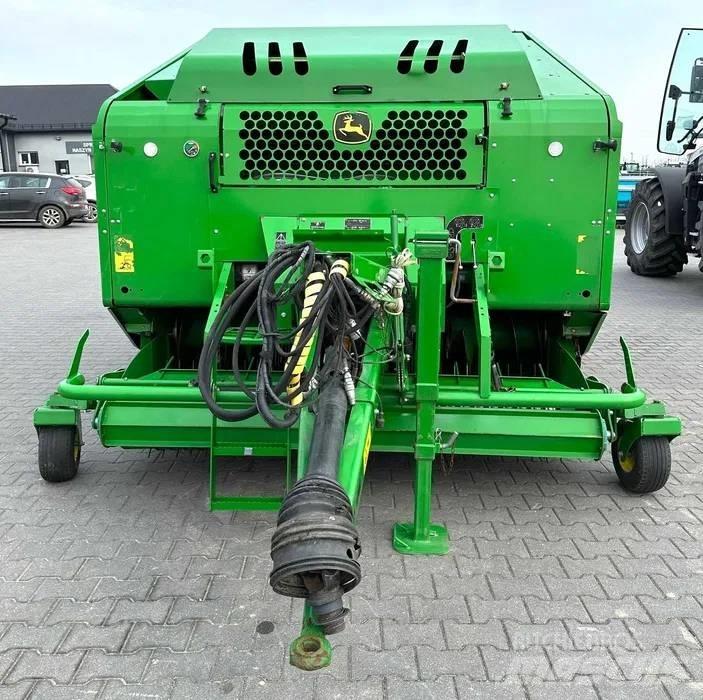 John Deere C 440 R Rundballepresser