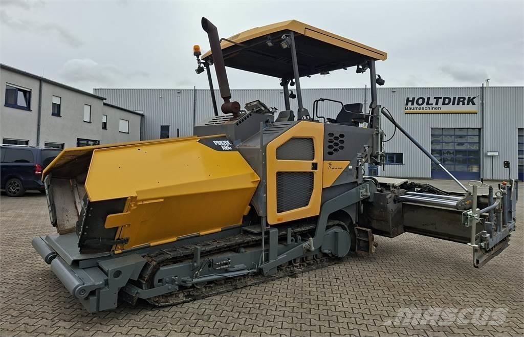 Volvo P 8820 C Asfaltutleggere