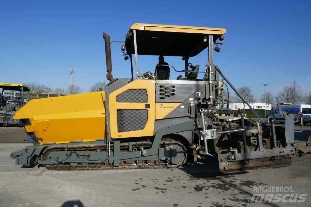 Volvo P 8820 C Asfaltutleggere