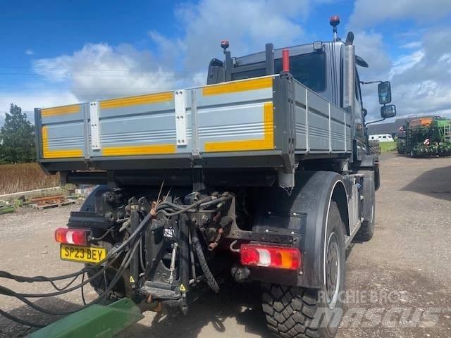 Unimog U435 Tippbil