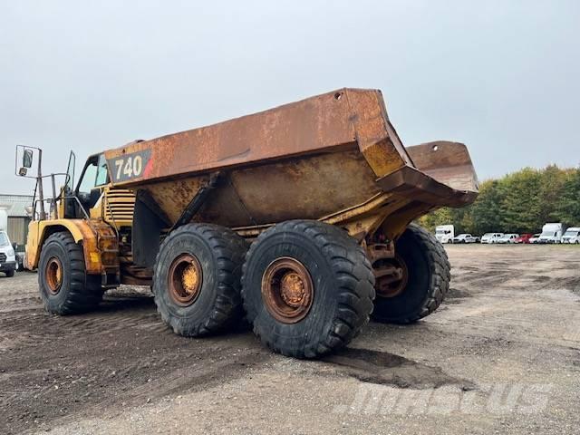 CAT 740 Rammestyrte Dumpere
