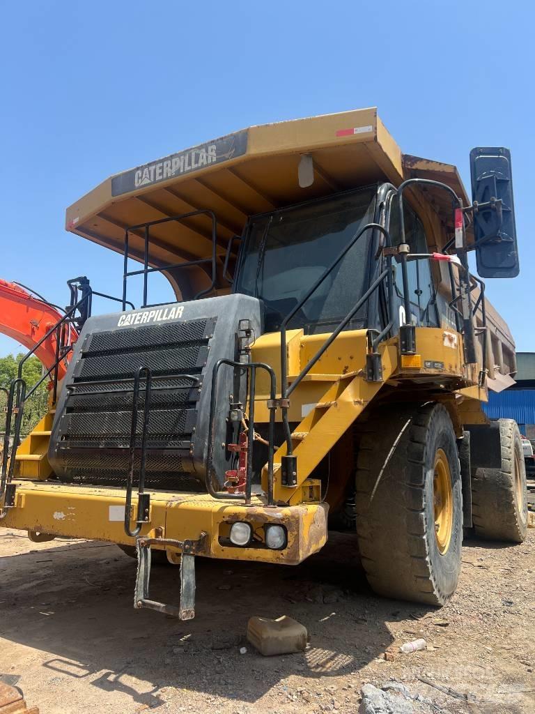 CAT 773F Tipptrucker