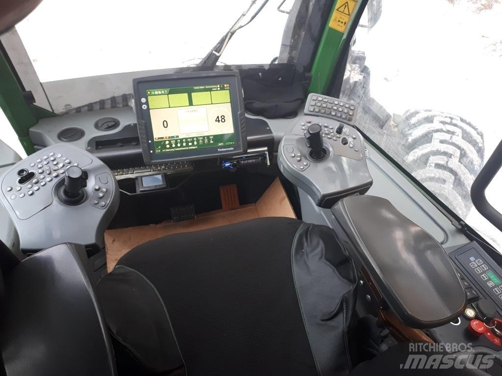 John Deere 1270 E Hogstmaskiner