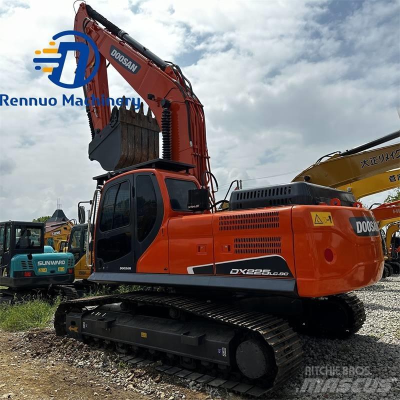 Doosan DX 225 LC-9C Beltegraver