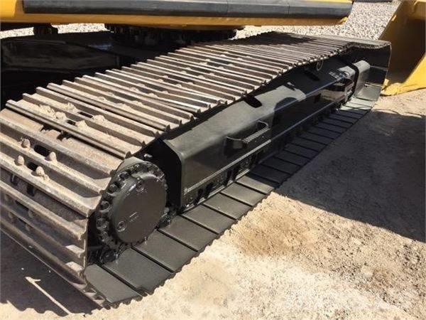 CAT 325 D L Beltegraver