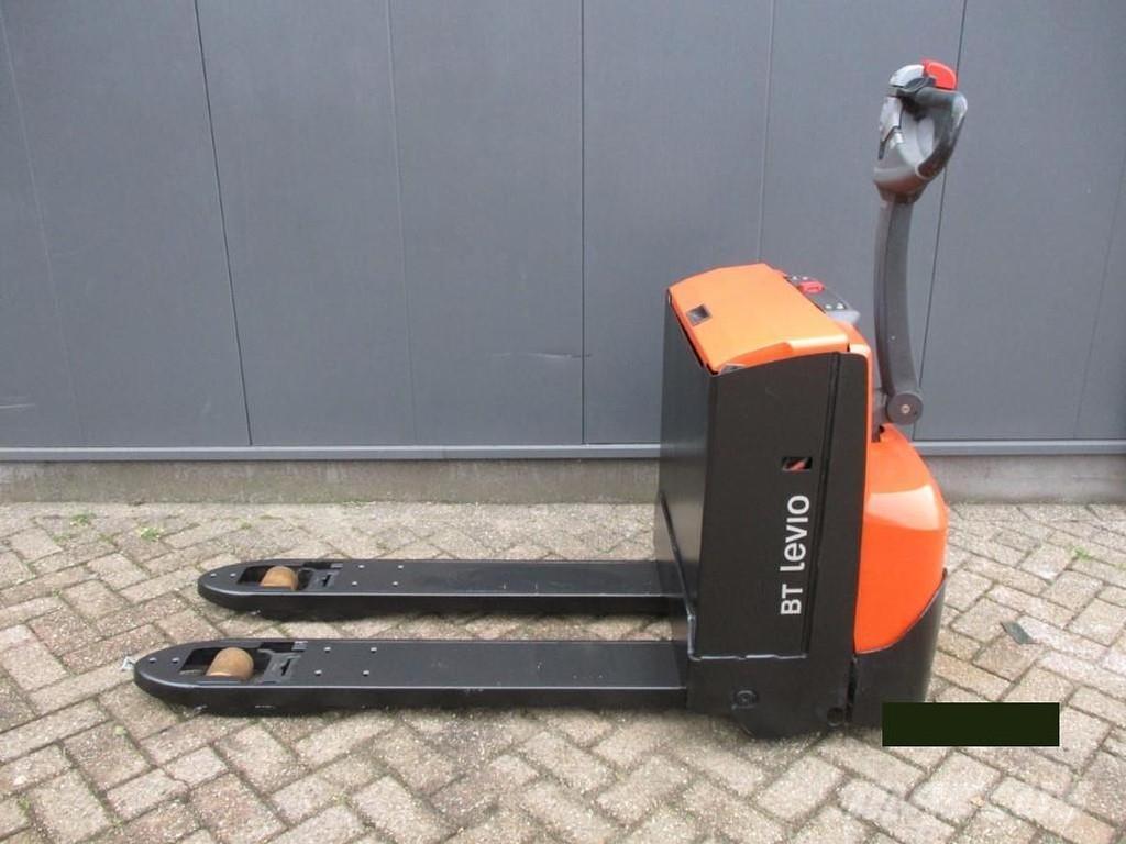 BT LWE180 Lavtløftende truck