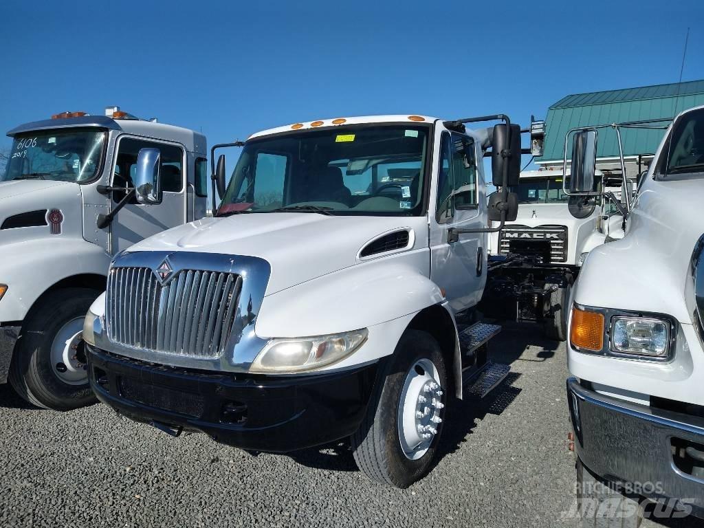 International 4400 Renovasjonsbil