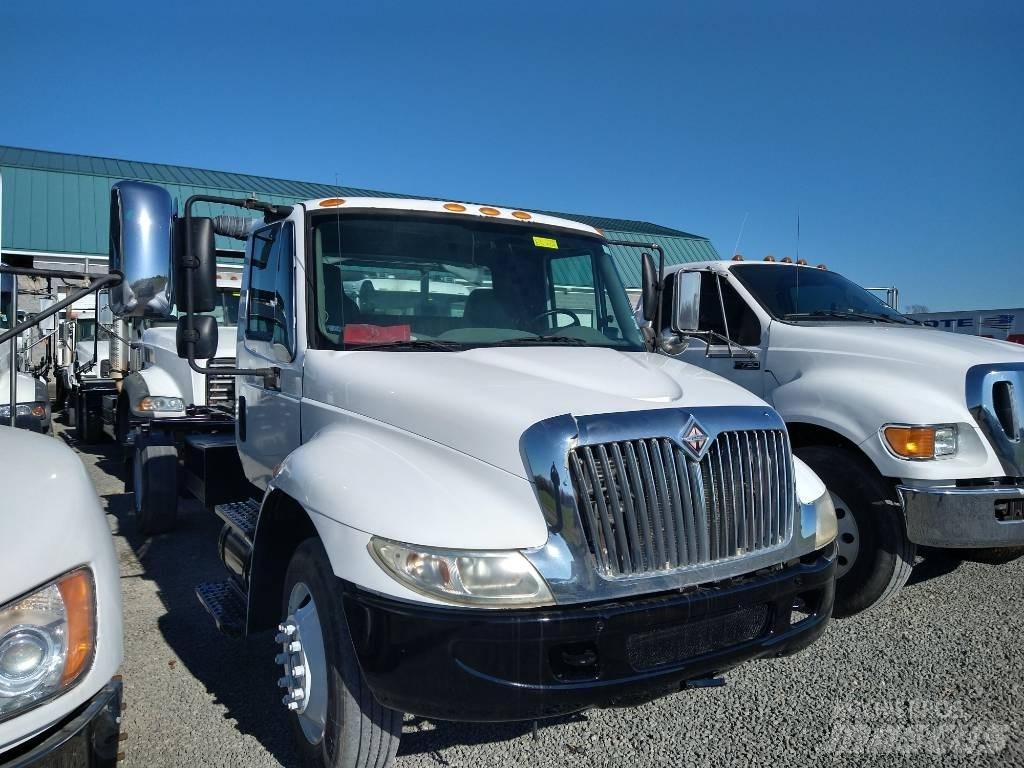 International 4400 Renovasjonsbil