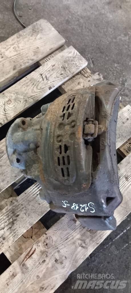 Scania R 440   1946306 Bremser