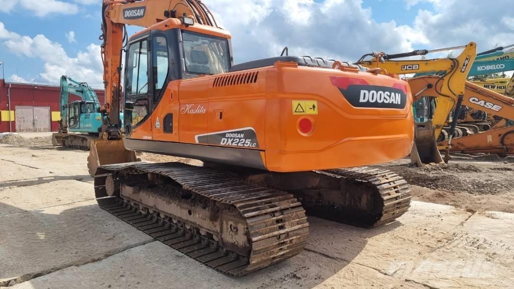 Doosan DX 225 LC Beltegraver