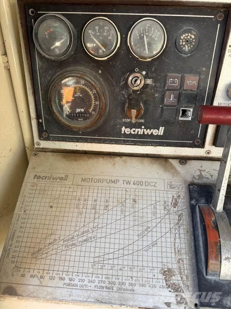  TECNIWELL TW 400 Betongpumpe biler