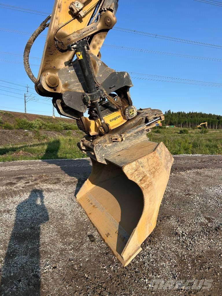 CAT 335 Beltegraver