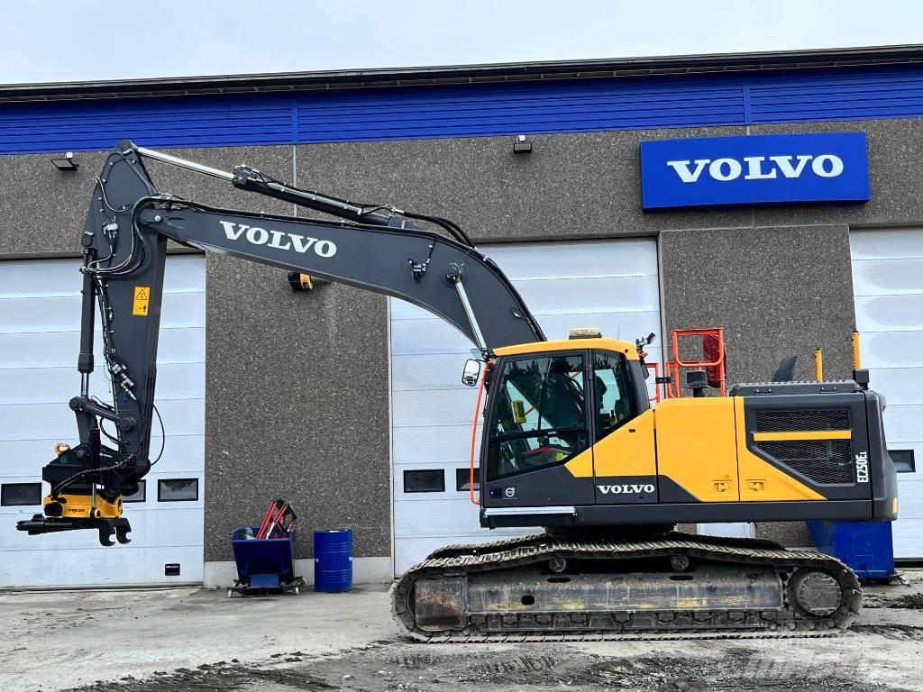 Volvo EC 250 EL Beltegraver