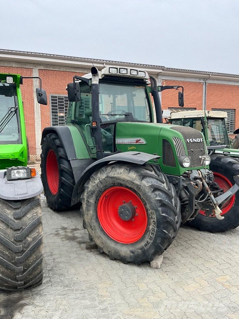Fendt 716 Vario Traktorer