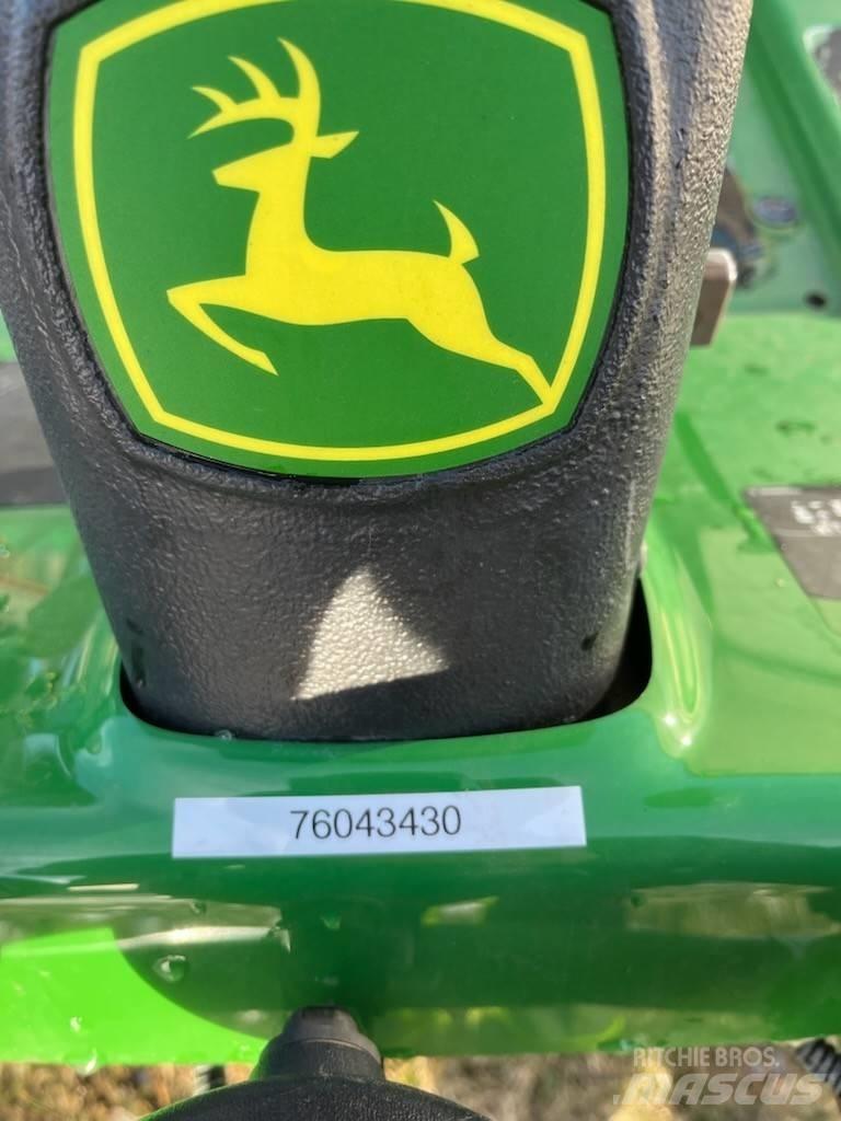John Deere 7200 A Fairway klippere