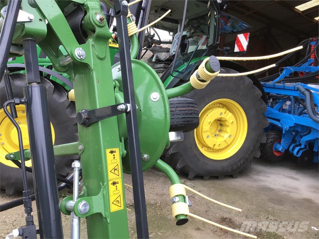 Krone Vendro 820 Raker og høyvendere