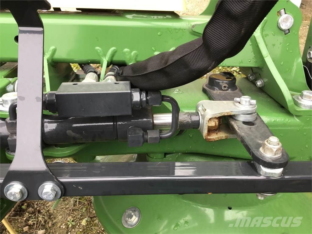 Krone Vendro 820 Raker og høyvendere