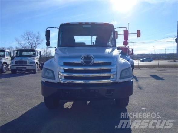 Hino 338 Chassis