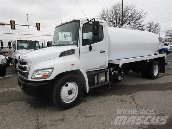 Hino 338 Slamsugere