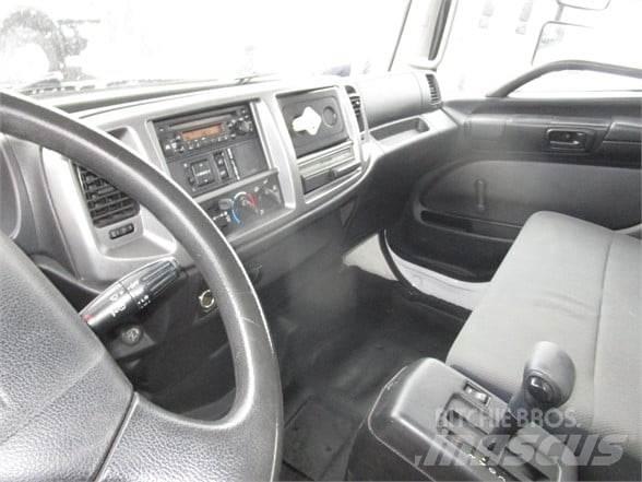 Hino 338 Slamsugere